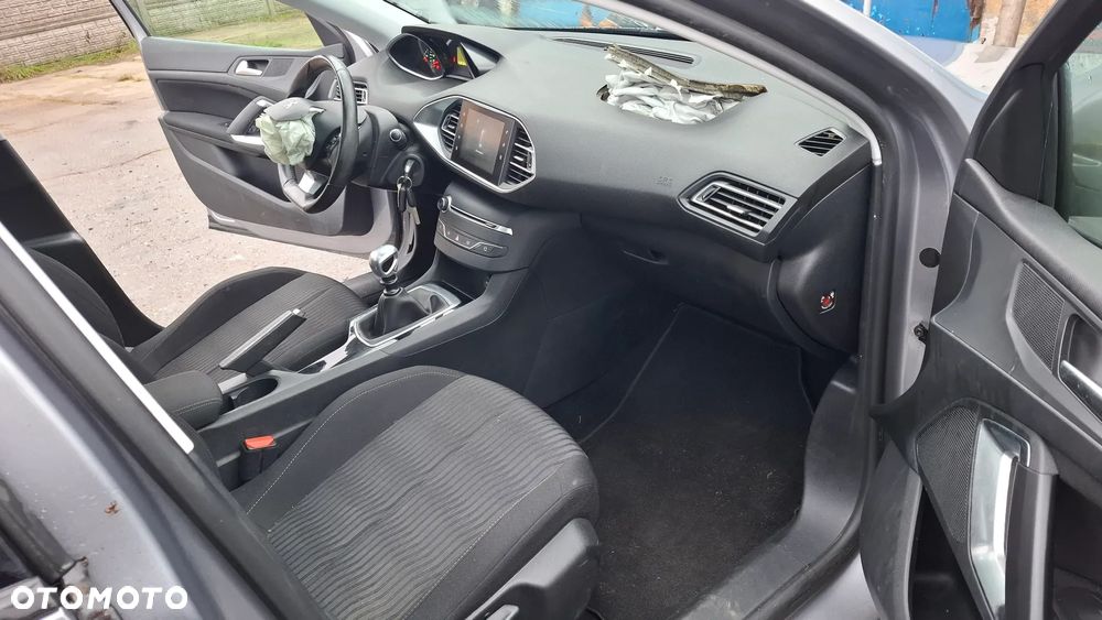 Peugeot 308 PureTech 130 GPF Stop & Start Allure - 14