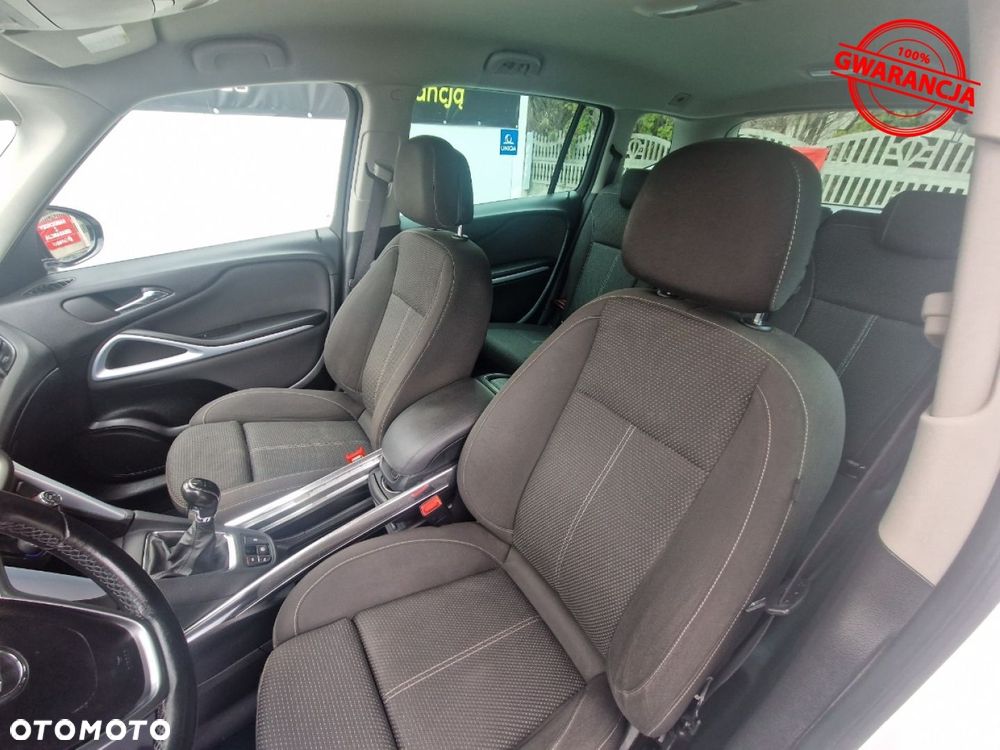 Opel Zafira - 16