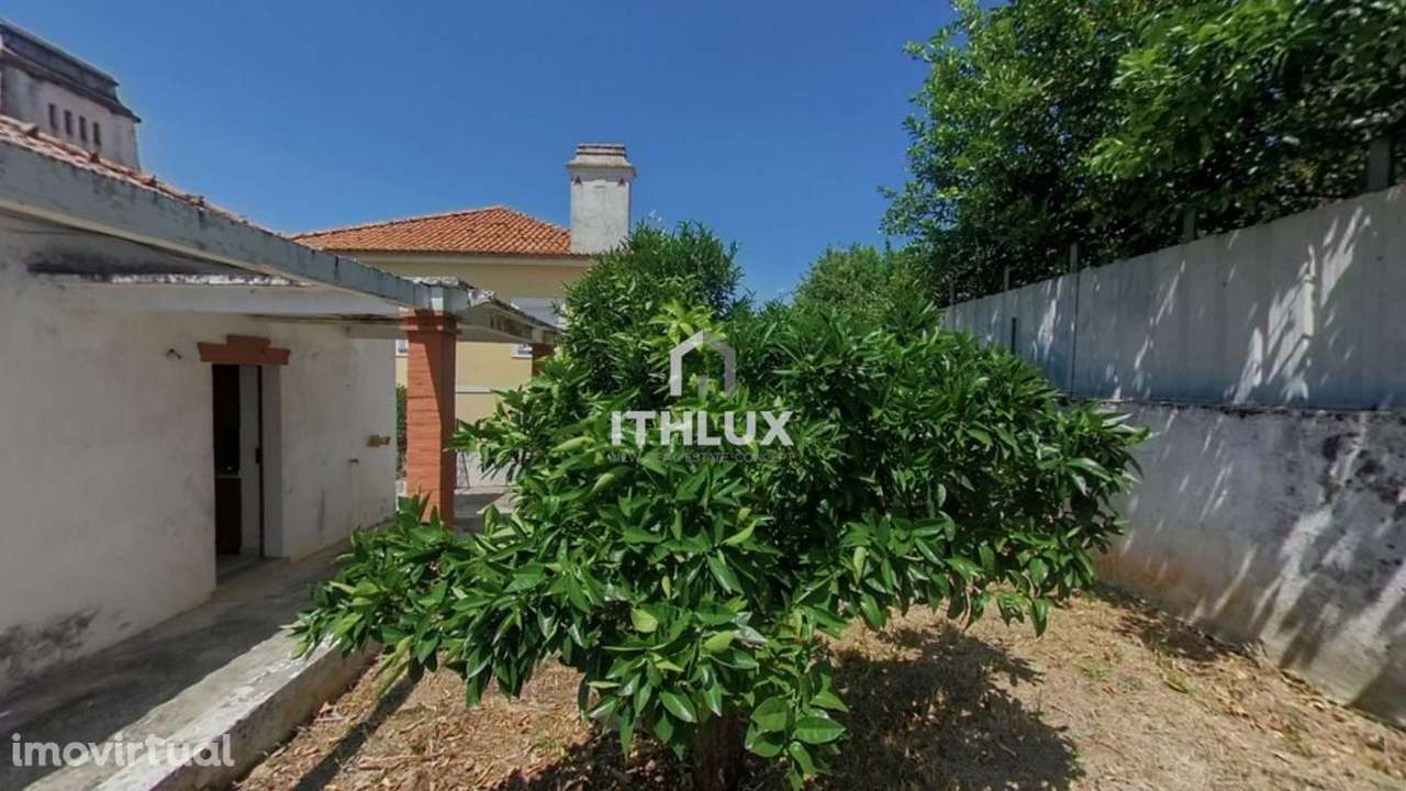 Duas moradias com 19 divisões, localizadas no Bairro Stª LUZIA – Elvas - Grande imagem: 5/44