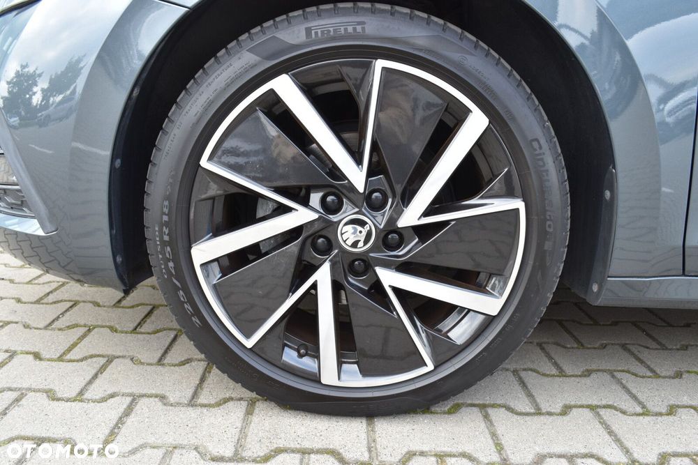 Skoda Octavia 1.5 TSI ACT Style DSG - 39