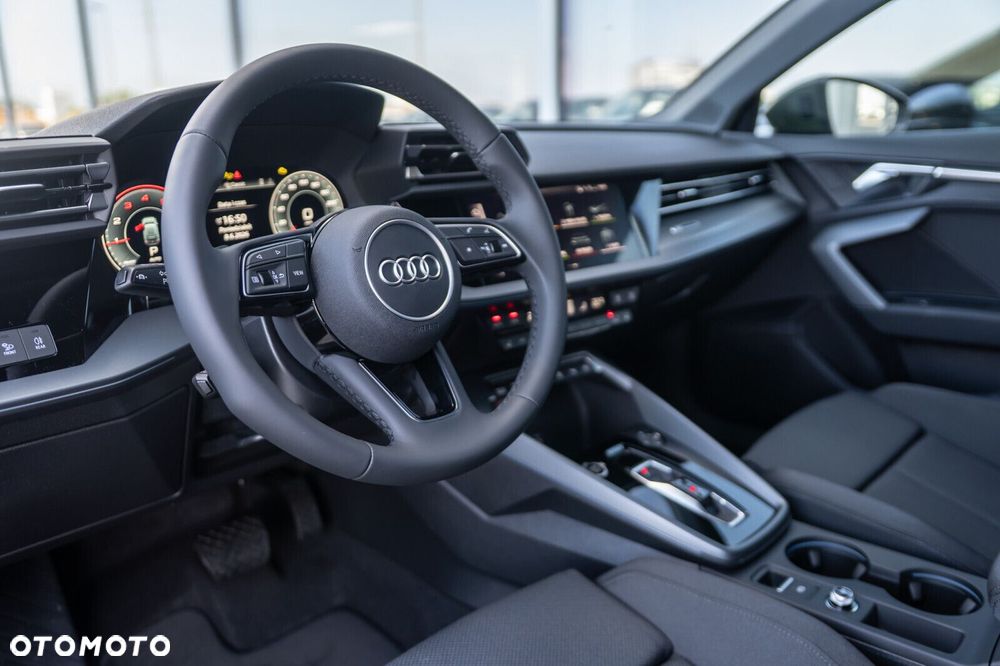 Audi A3 Sportback TFSI mHEV 110 kW Advanced S tronic - 14