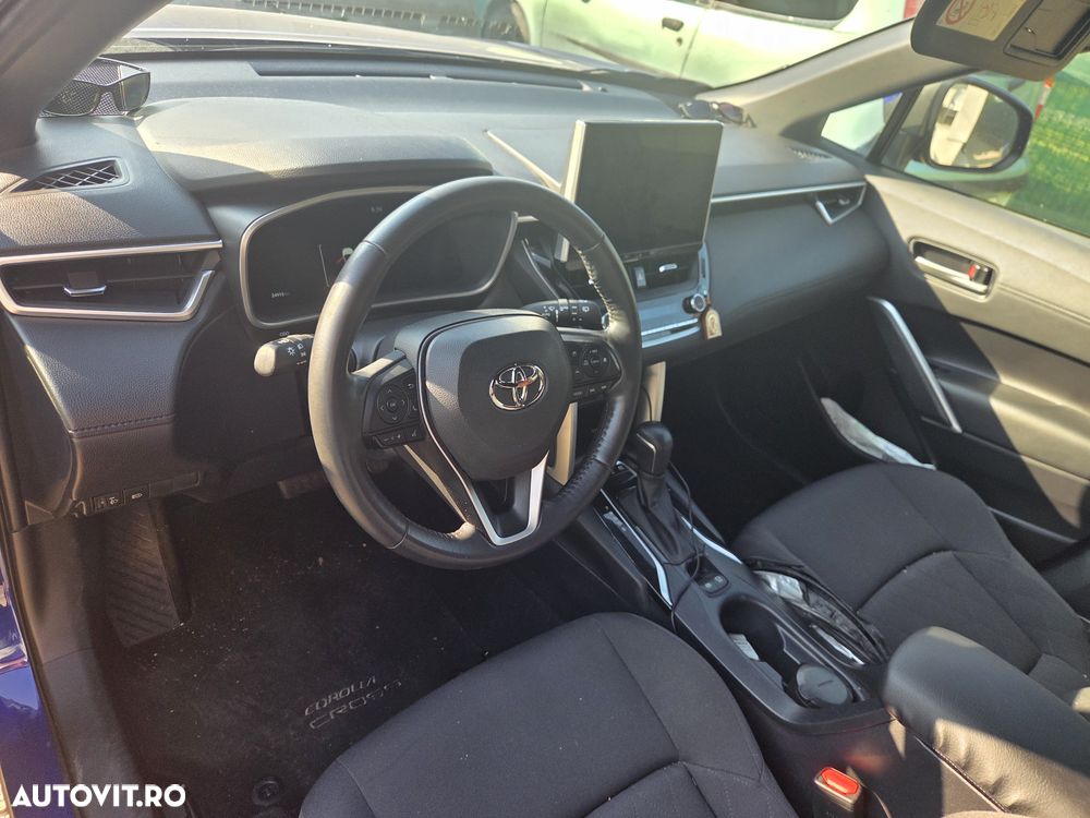 Toyota Corolla 1.8 HSD Dynamic - 3