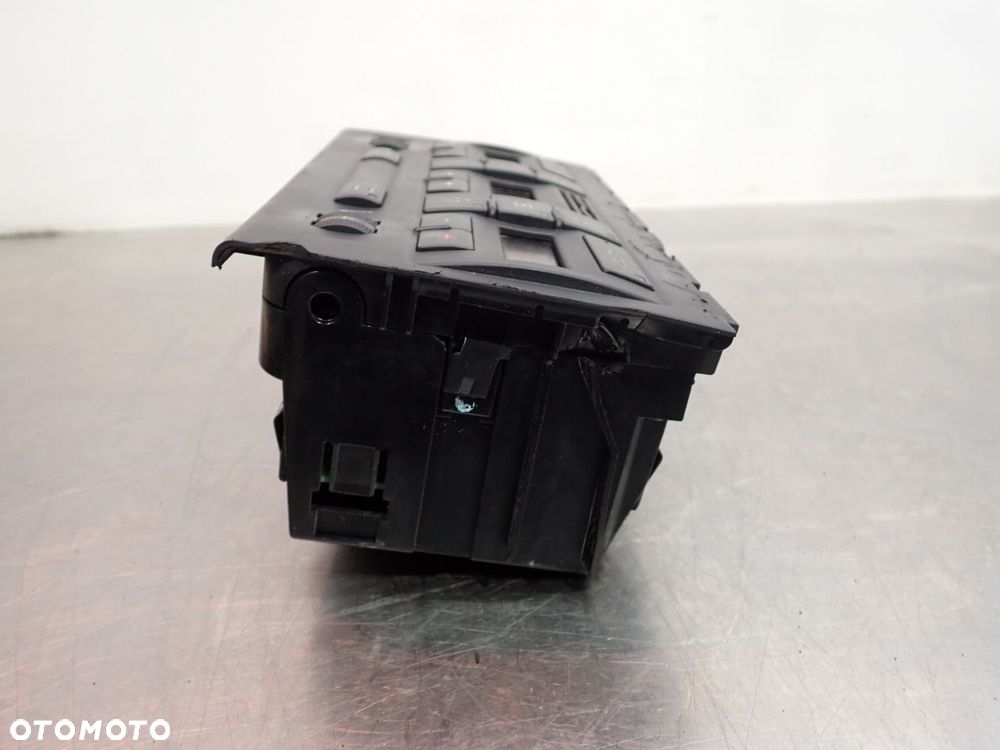 PANEL STEROWANIA NAWIEWU KLIMATYZACJI AUDI A4 B6 8E0820043AD - 5