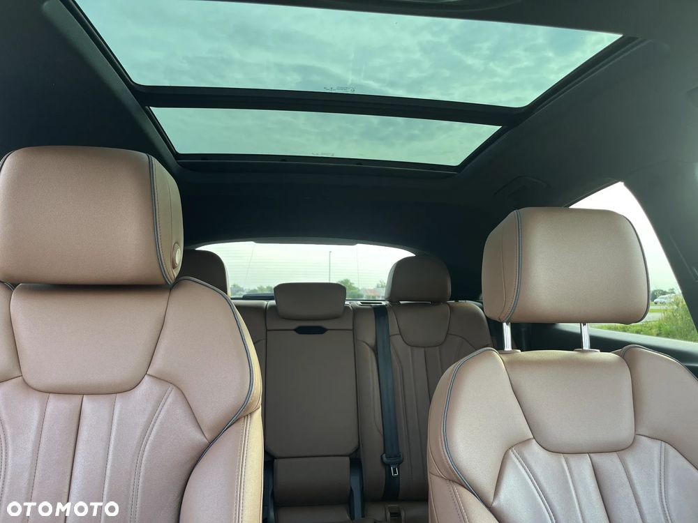 Audi Q5 Sportback - 18