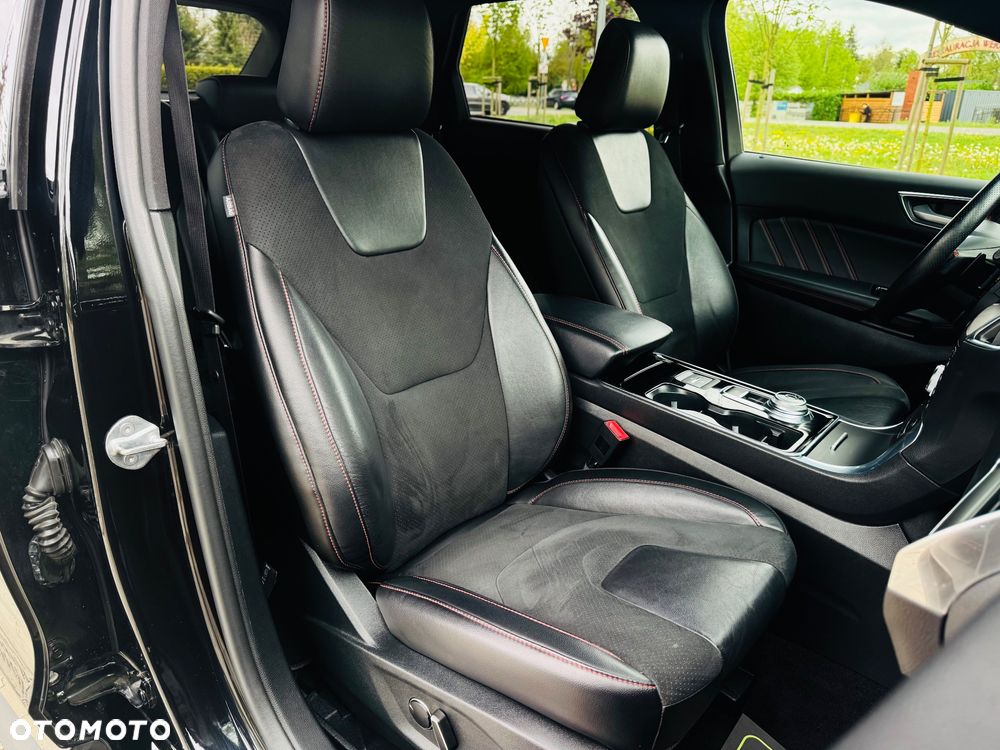 Ford Edge 2.0 EcoBlue Bi-Turbo 4x4 ST-LINE - 35