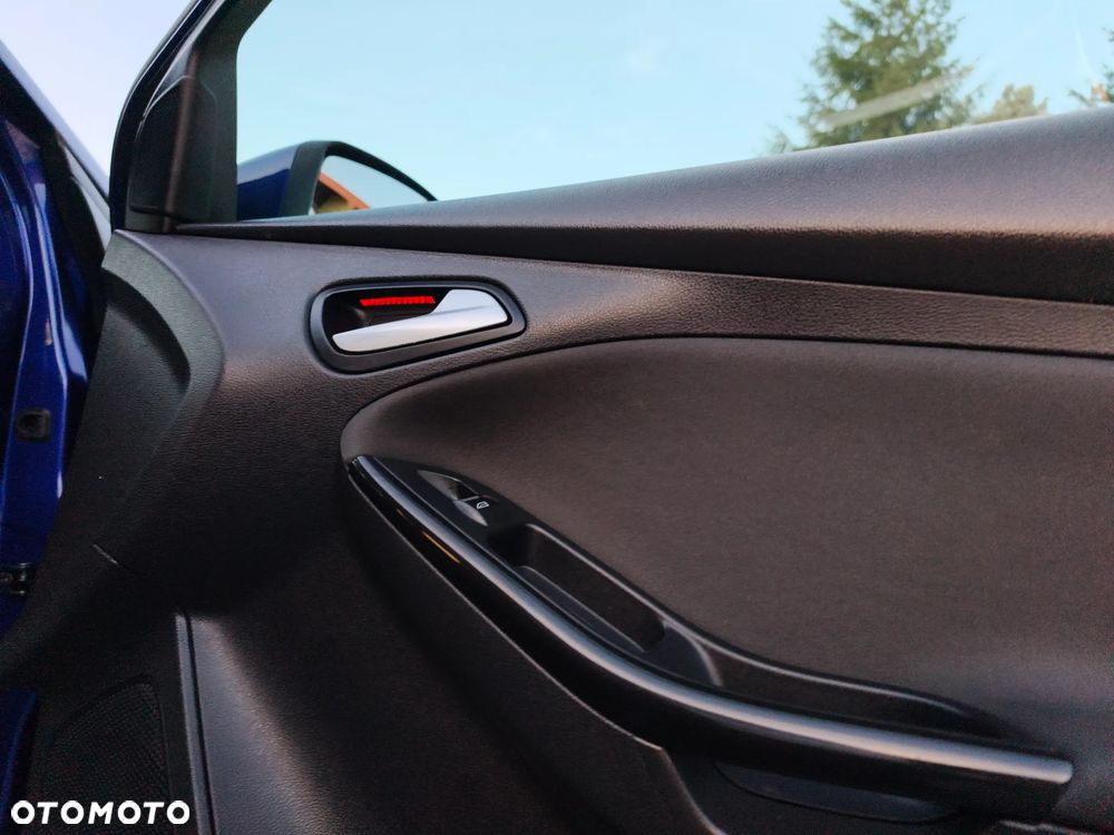 Ford Focus - 23
