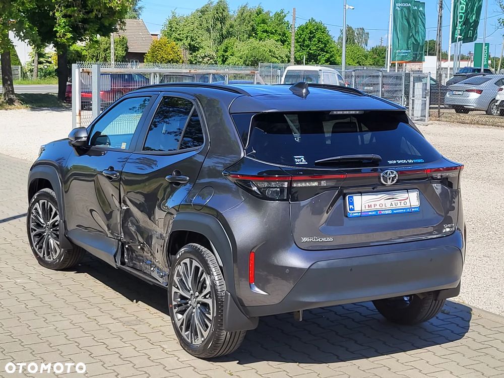 Toyota Yaris Cross Hybrid 1.5 Executive AWD - 4
