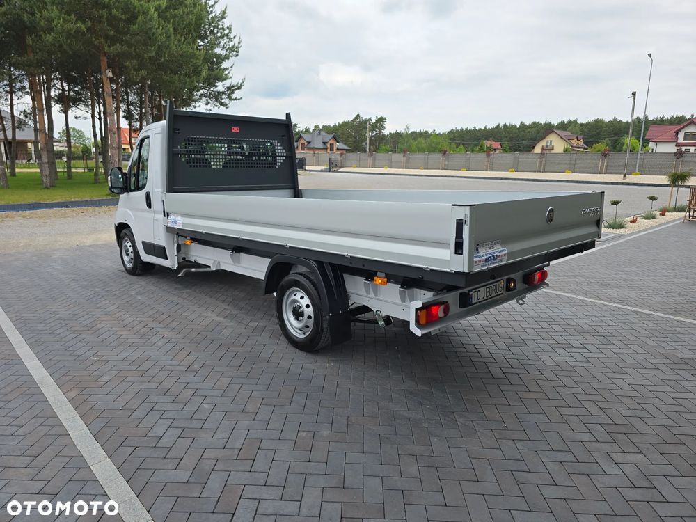 Fiat DUCATO MAXI 1435Kg Ładownoś 8-PALET 140KM SALON PL 50 Tyś Km SERWIS DO OSTANIEGO Km STAN JAK NOWY TEMPOMAT KLIMA RADION DOTYKOWE OPONY ZIMA LATO - 14