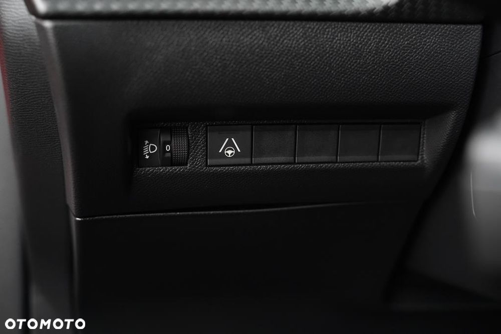 Peugeot 2008 PureTech mHEV Allure e-DCS6 - 13