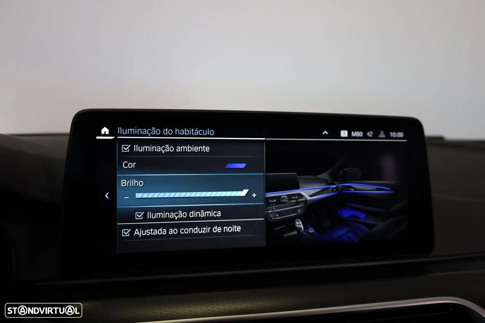 BMW 530 e Pack Desportivo M - 36