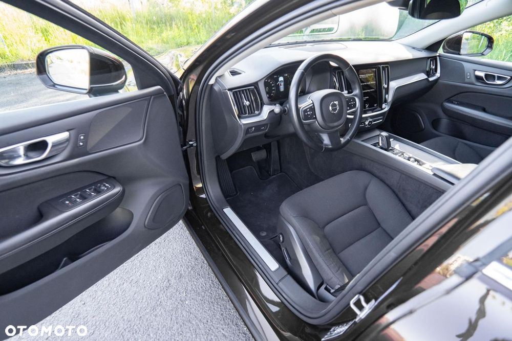 Volvo V60 B4 D Momentum Pro - 10