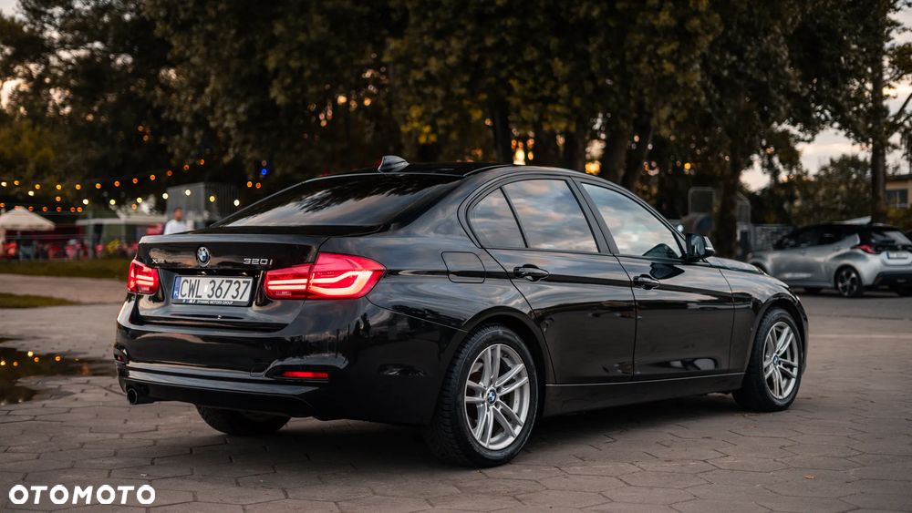 BMW Seria 3 320i GPF xDrive - 4