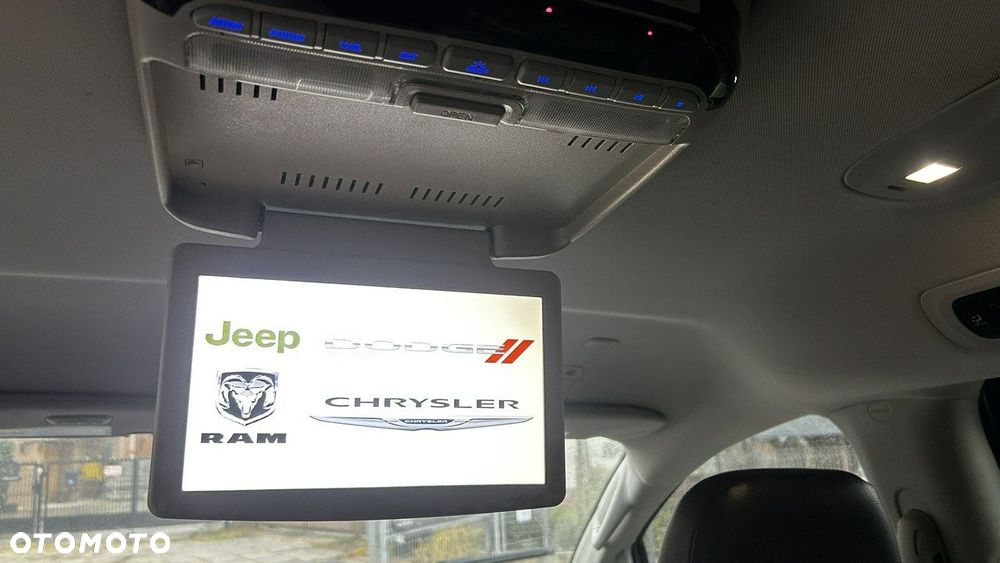 Chrysler Pacifica - 18