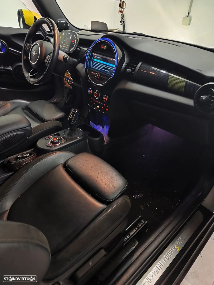 MINI 3 Portas Cooper SE - 7