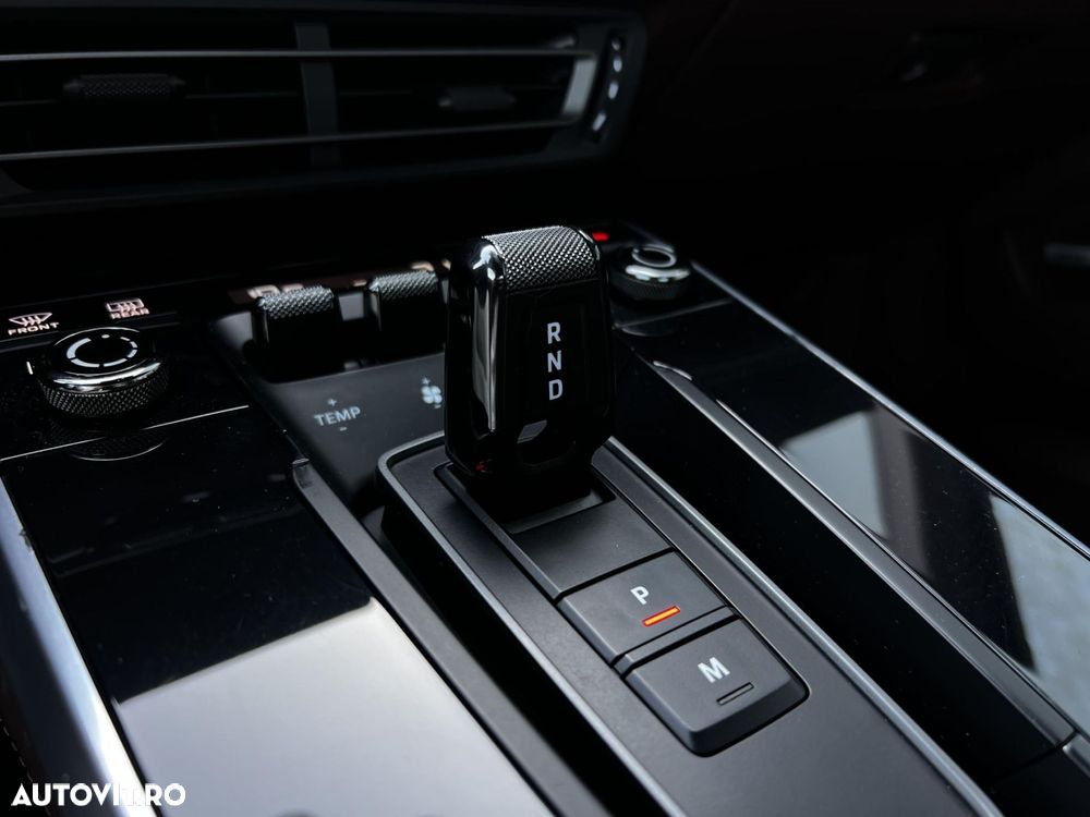 Porsche 911 Carrera 4S Cabriolet PDK - 16