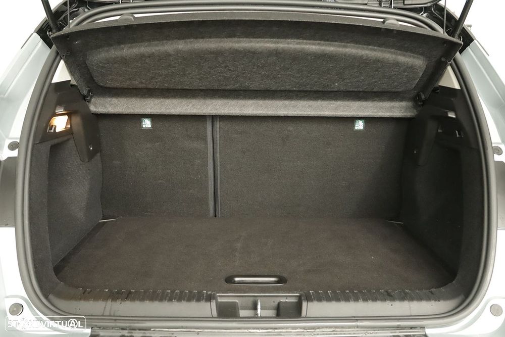 Renault Captur 1.0 TCe Techno Bi-Fuel - 26