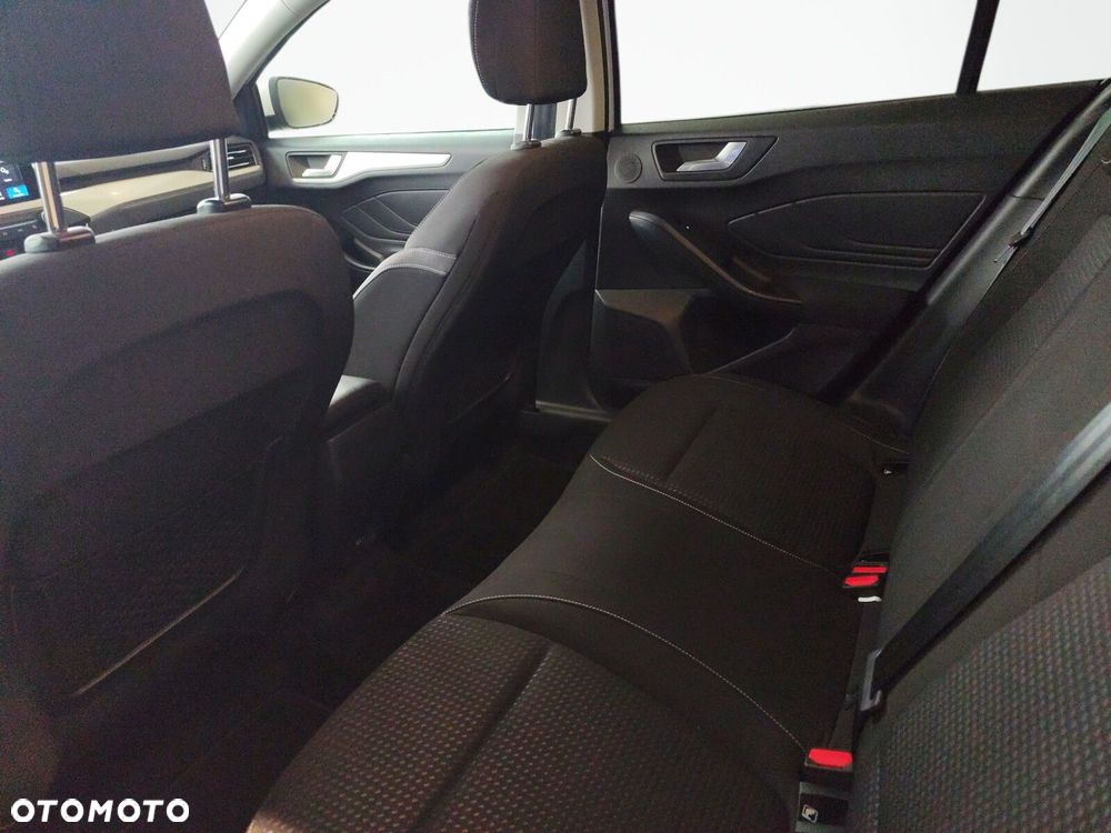 Ford Focus - 13