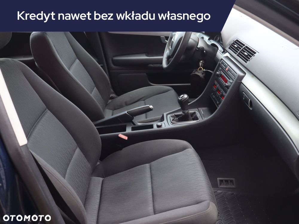 Audi A4 Limousine - 11
