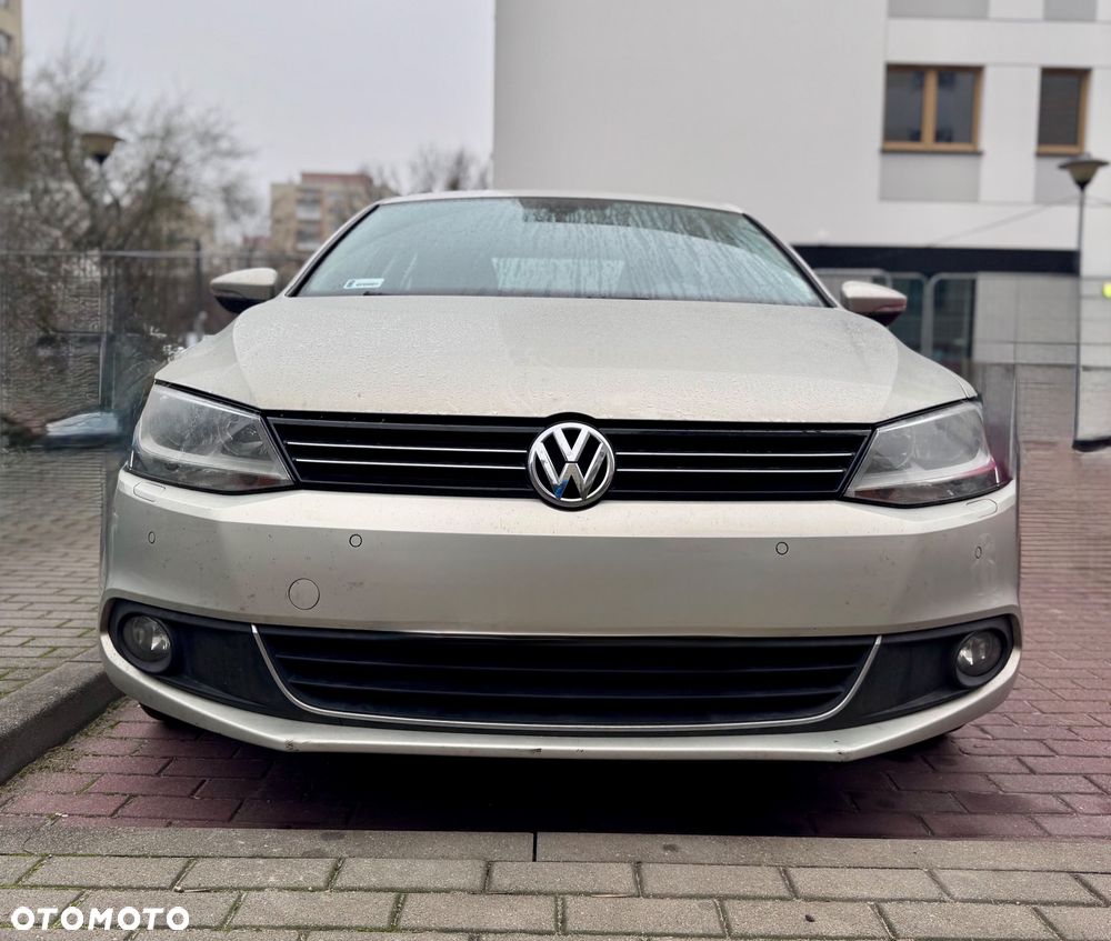 Volkswagen Jetta 1.6 TDI Highline Optimum - 2