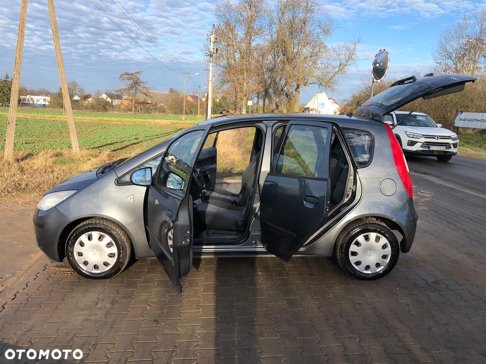 Mitsubishi Colt - 25