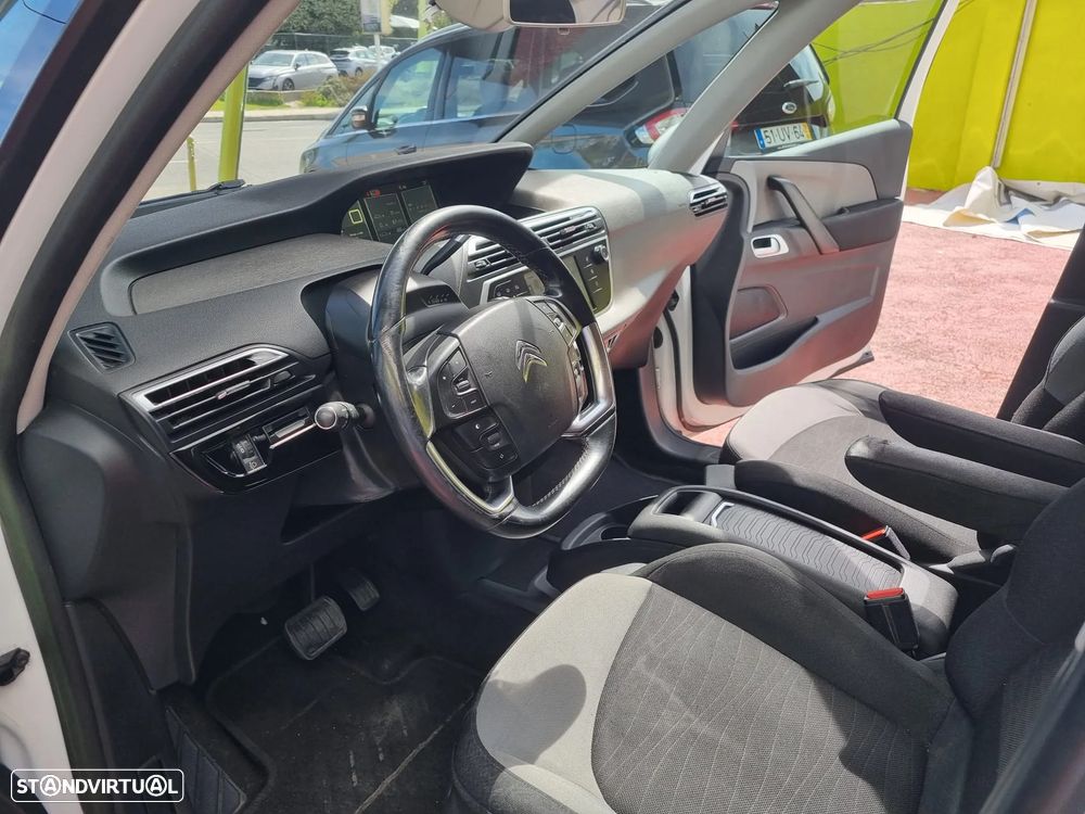 Citroën C4 Grand Picasso - 24