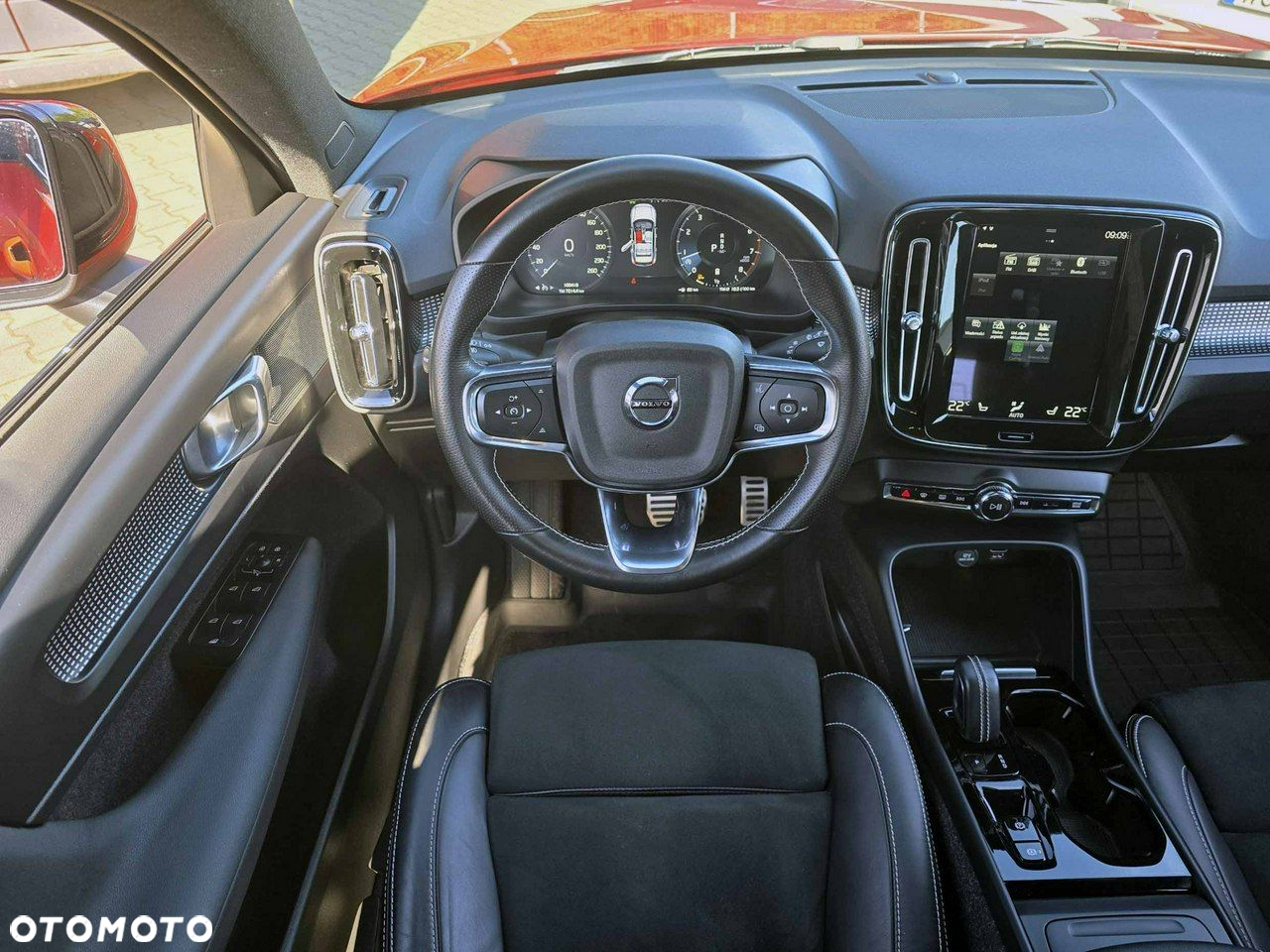 Volvo XC 40 - 22
