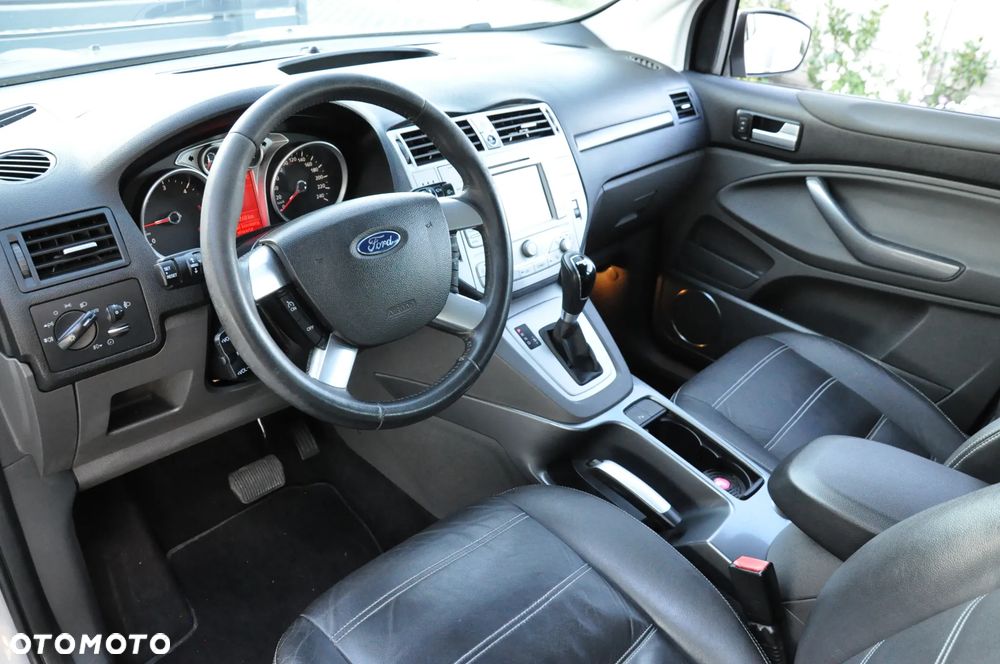 Ford Kuga 2.0 TDCi 4WD Titanium - 25