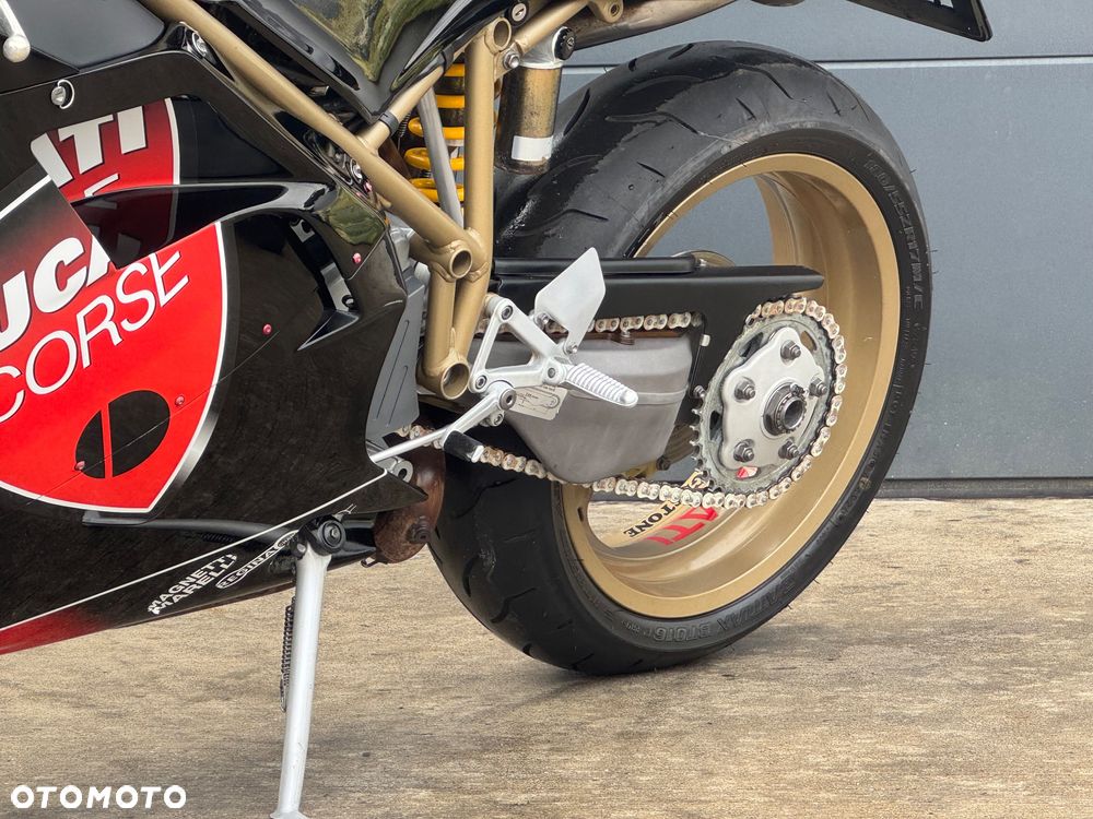 Ducati 748 - 20