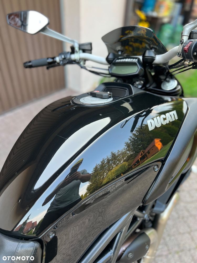 Ducati Diavel - 16
