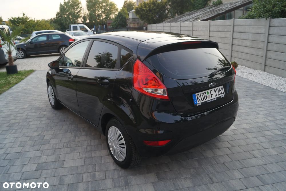 Ford Fiesta 1.25 Ghia EU5 - 2