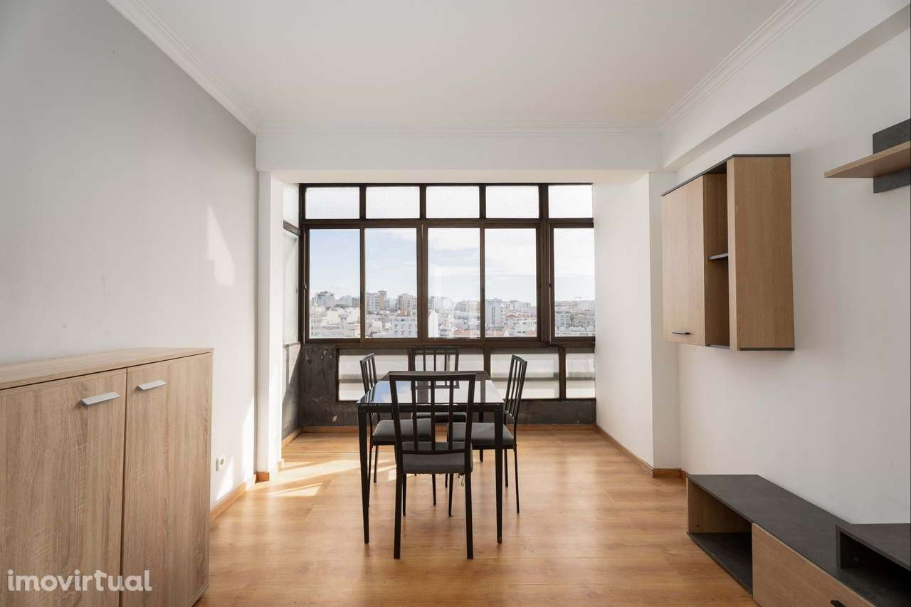 Apartamento T2 para venda, em Faro - Grande imagem: 3/24