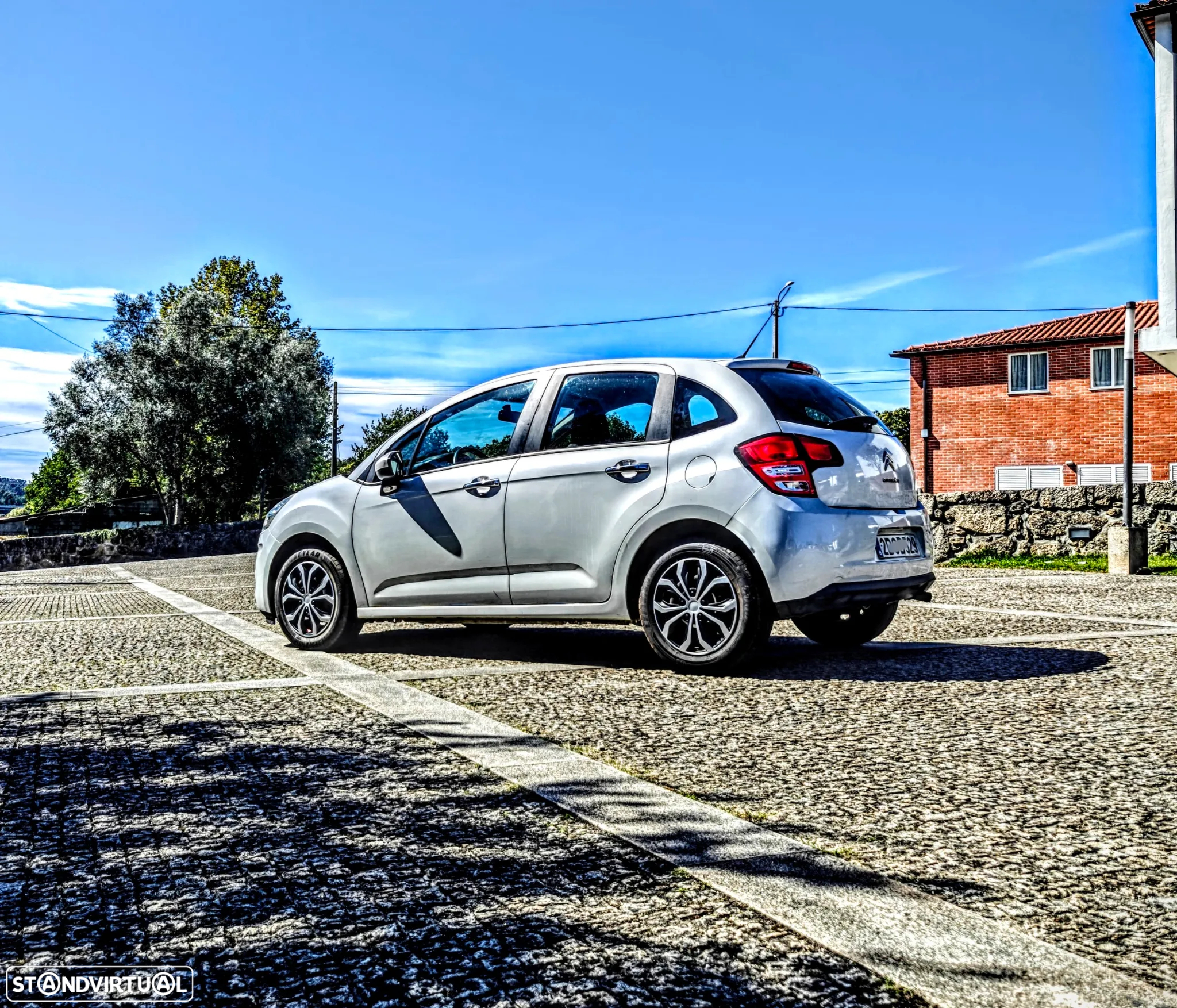 Citroën C3 1.2 PureTech Shine - 19