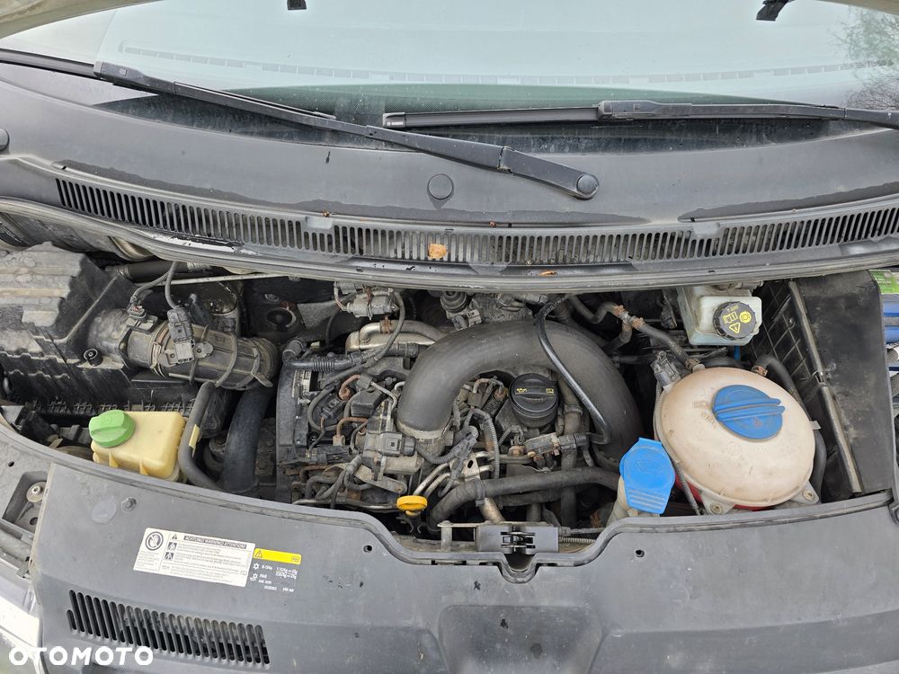 Volkswagen Transporter - 8