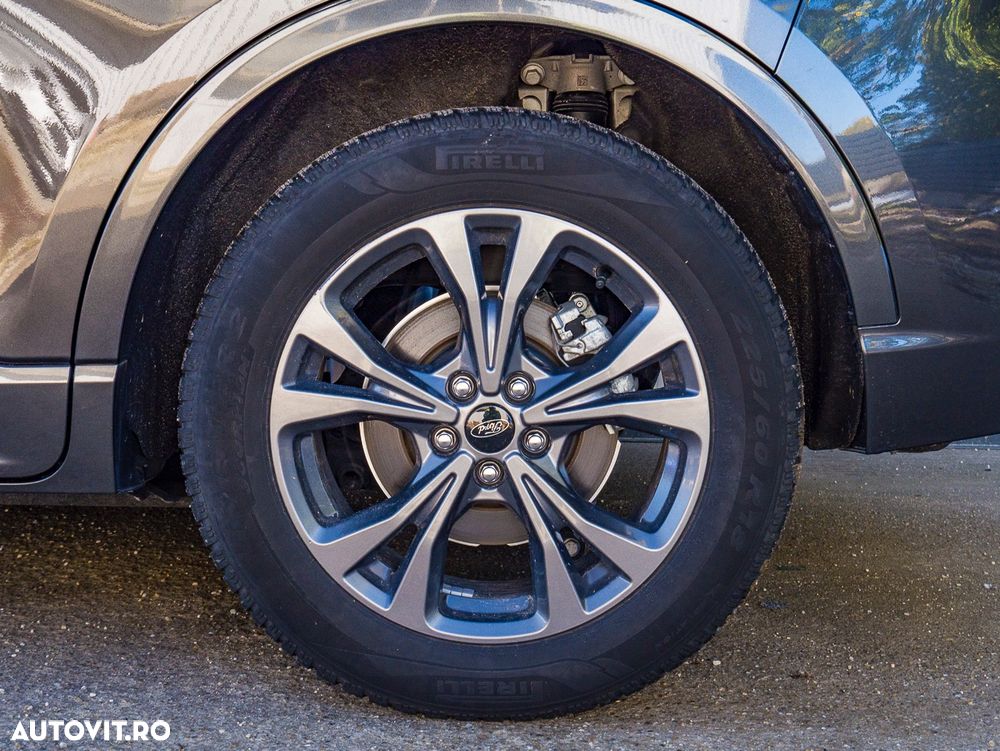 Ford Kuga 2.5 Duratec FHEV ST-LINE - 17