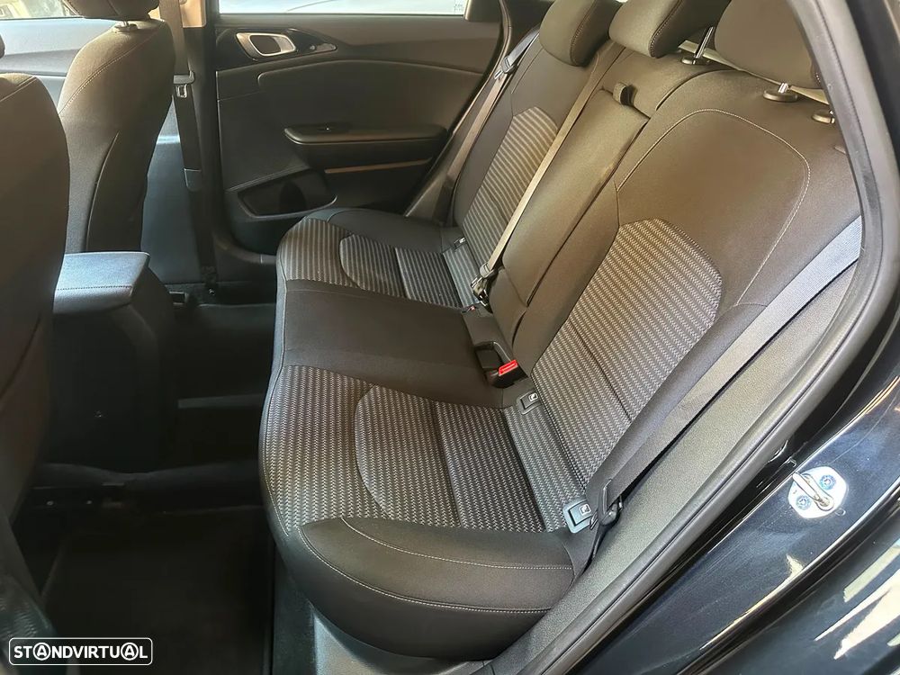 Kia Ceed SW - 8