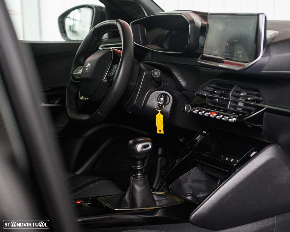 Peugeot 2008 1.2 PureTech Allure Pack - 19