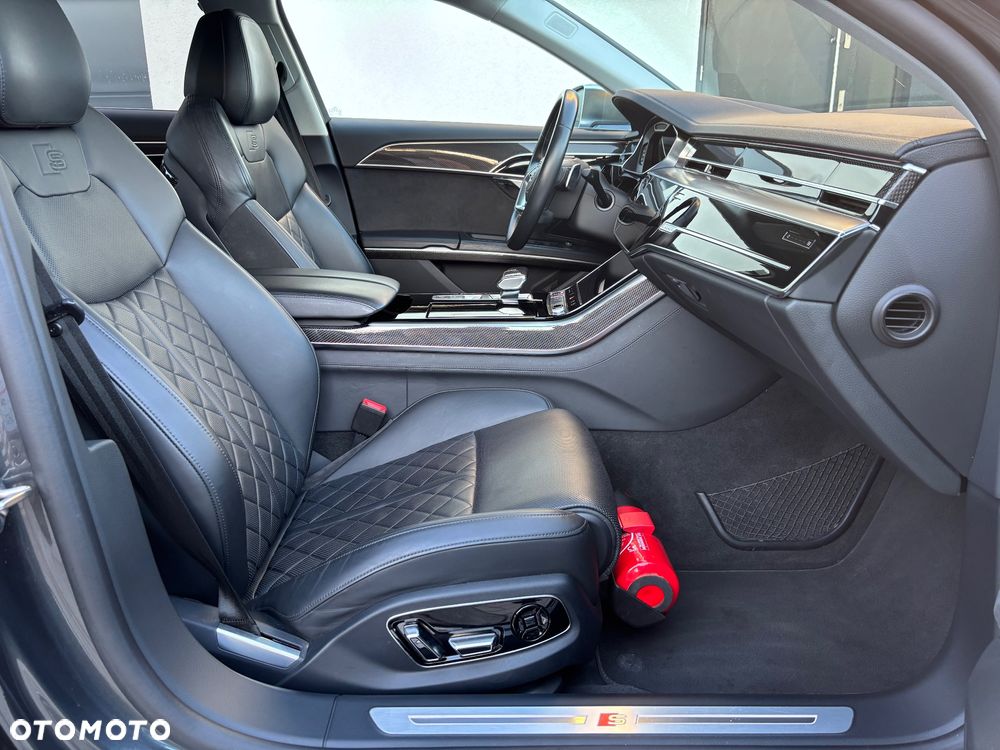 Audi S8 TFSI mHEV Quattro Tiptr - 34