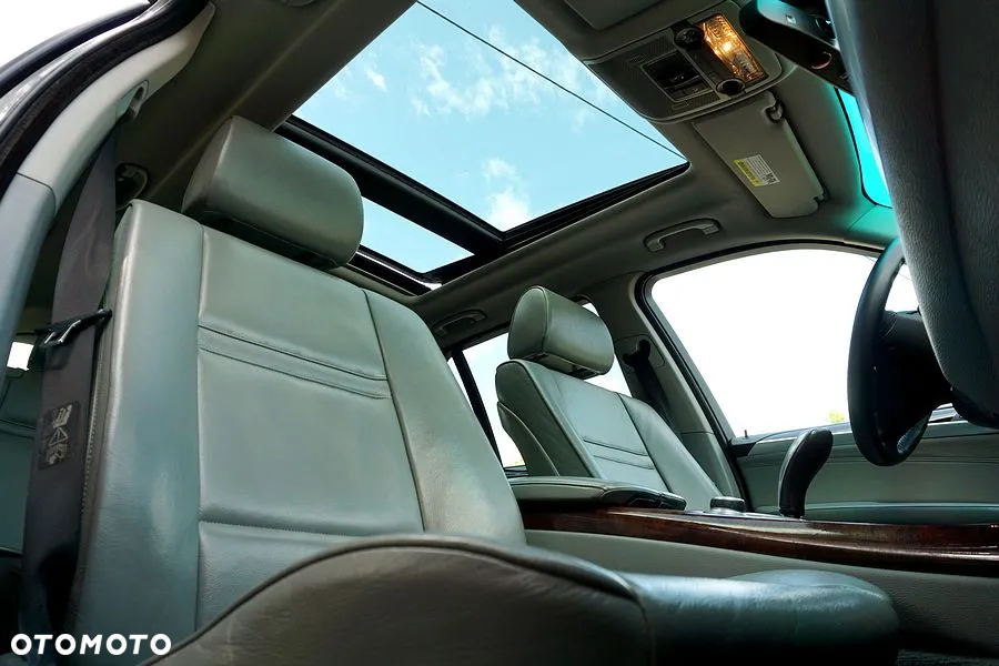 BMW X5 3.0si xDrive - 31
