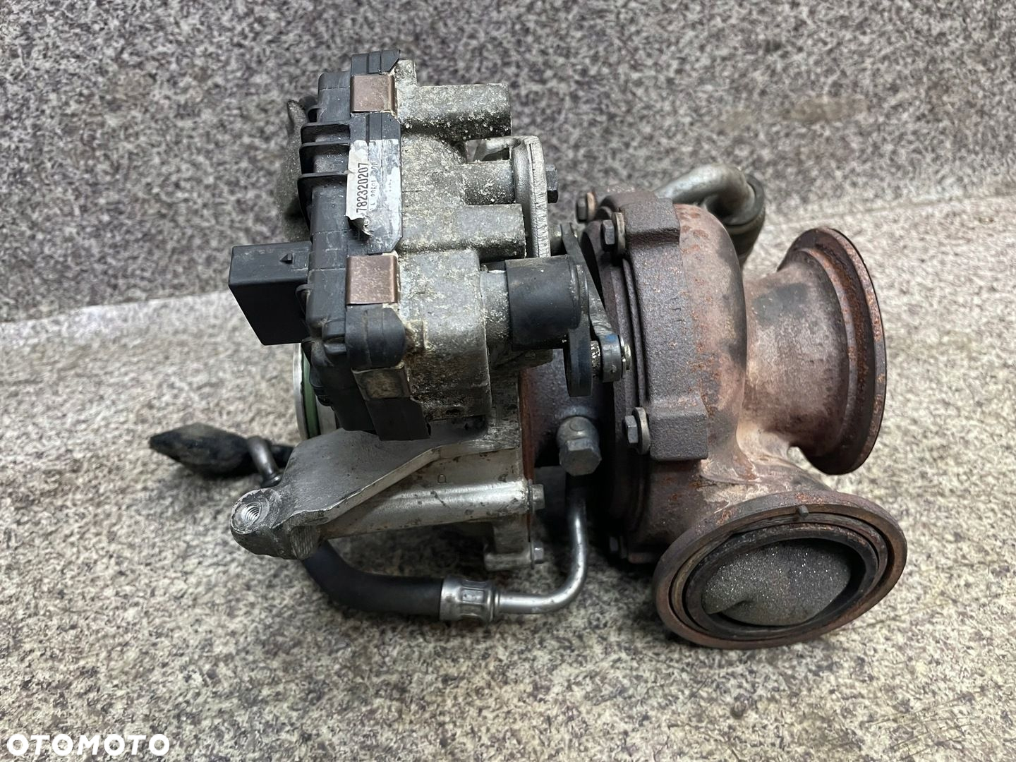 Turbina turbo nastawnik turbosprezarka GARRETT BMW F25 X3 3.0D N57 - 2