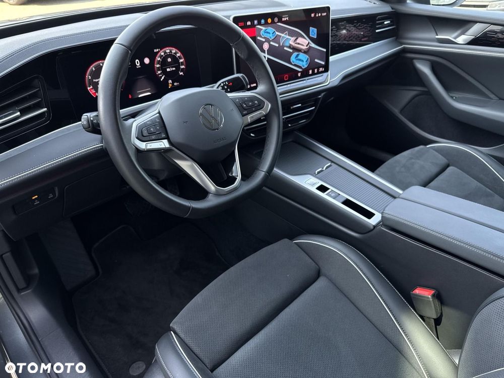 Volkswagen Passat - 10