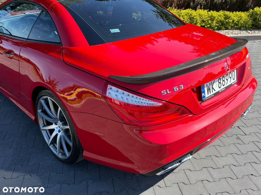 Mercedes-Benz SL 63 AMG AMG Speedshift MCT 7-Gang Sportgetriebe AMG Performance Package - 8