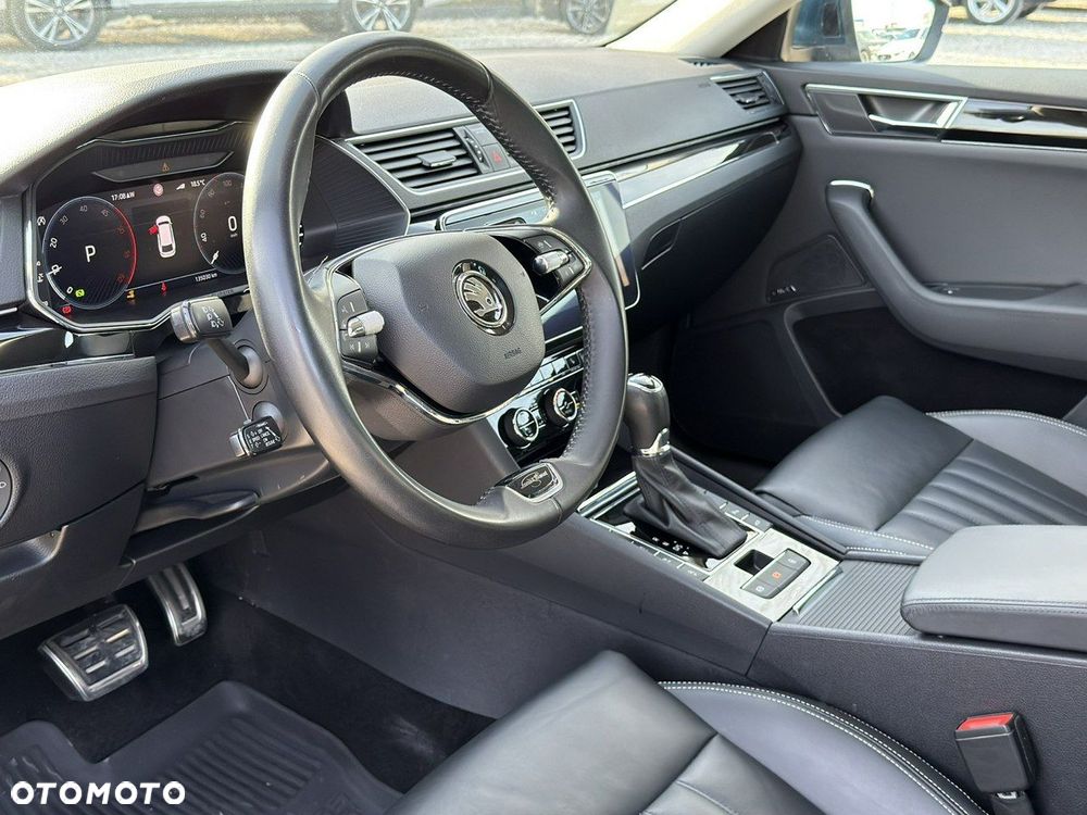 Skoda Superb 2.0 TDI SCR 4x4 L&K DSG - 12