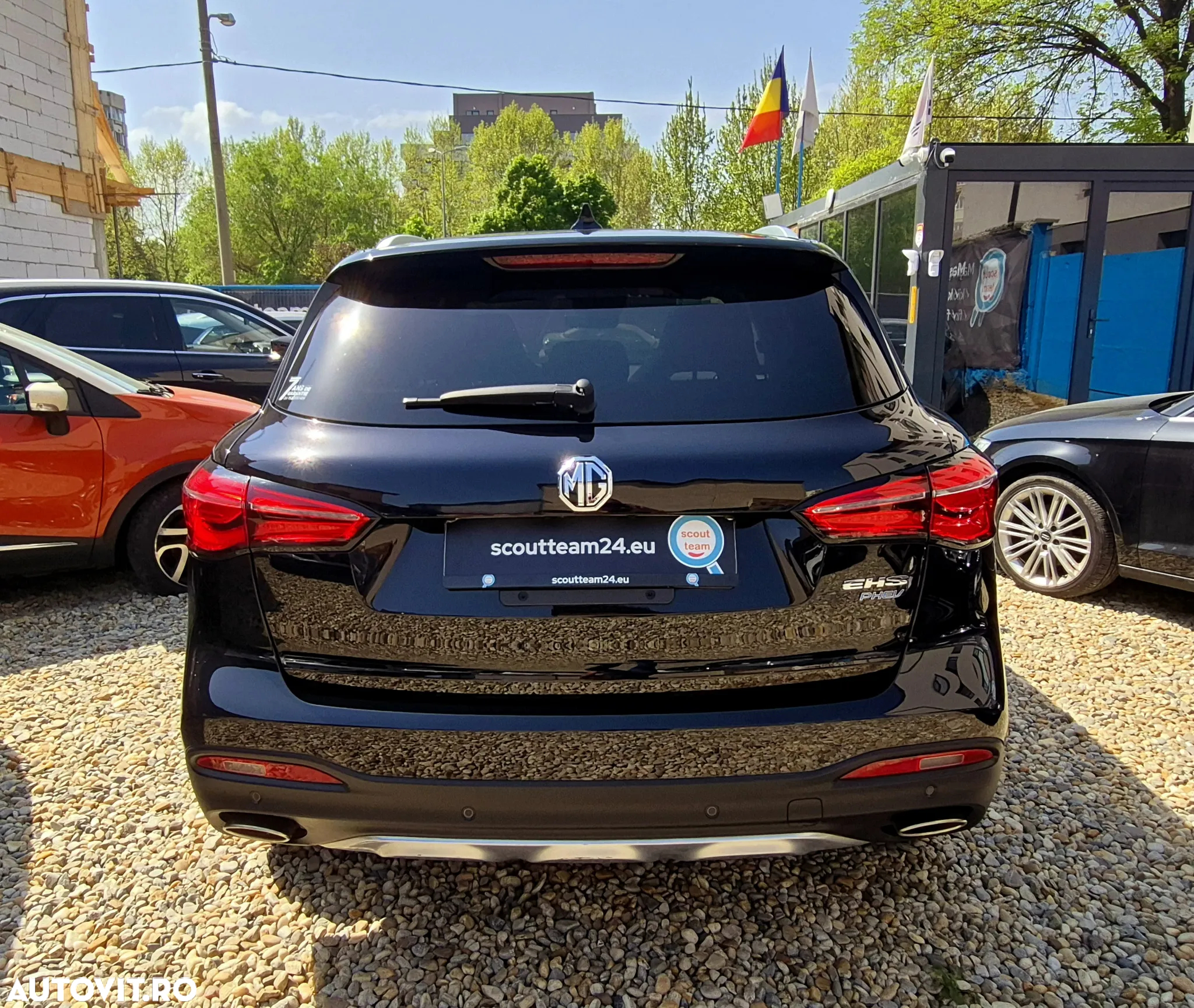 MG EHS 1.5T-GDI PHEV Luxury - 8