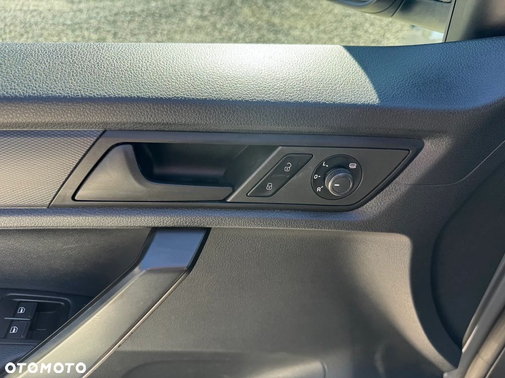 Volkswagen caddy maxi - 19