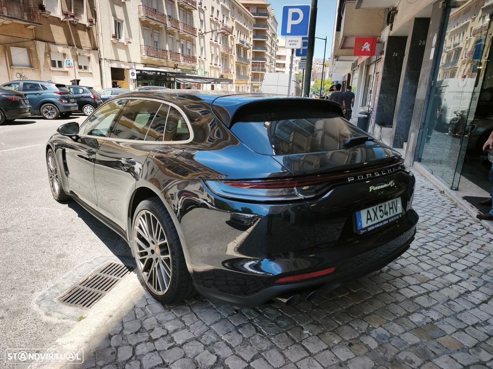 Porsche Panamera Sport Turismo 4S E-Hybrid - 2