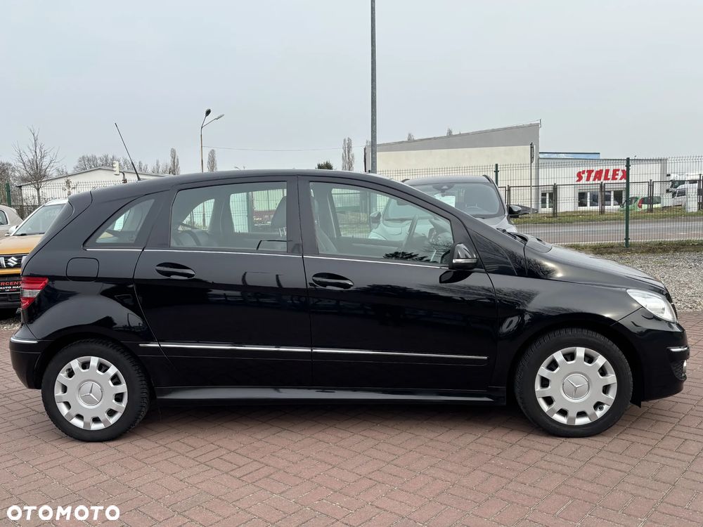 Mercedes-Benz Klasa B 200 SPORT EDITION - 9