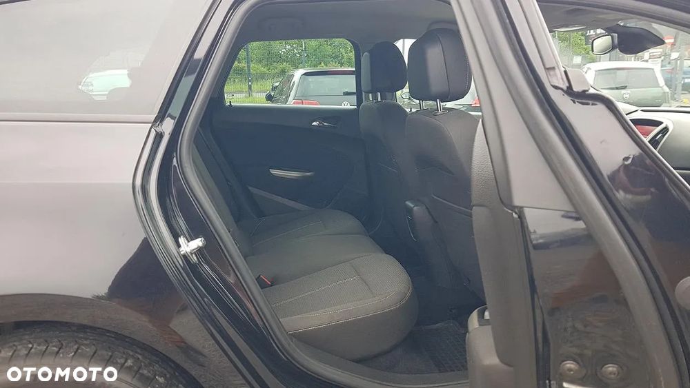 Opel Astra IV 1.4 T Sport S&S - 32