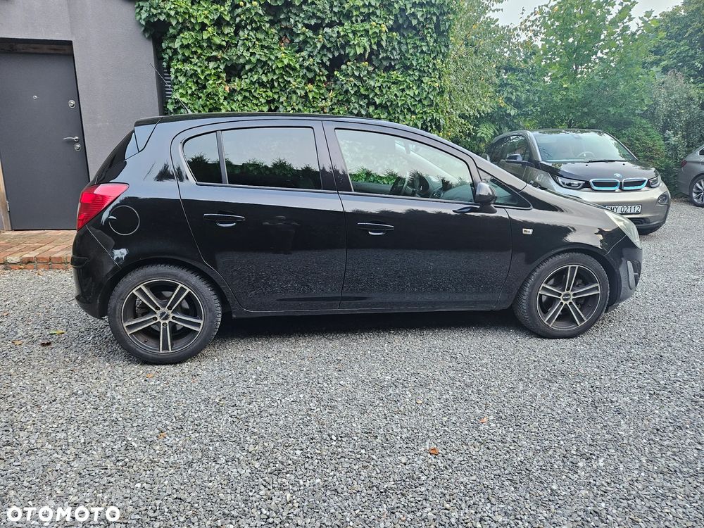 Opel Corsa 1.7 CDTI Cosmo - 4