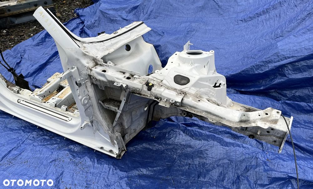 ĆWIARTKA  AUDI A4 B9 PRAWY PRZÓD PODŁUŻNICA FARTUCH KIELICH PRÓG SŁUPEK B AUDI A4 B9 AVANT LIFT ALLROAD - 7