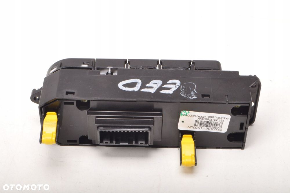 KIA XCEED CEED III PANEL PRZEŁĄCZNIKÓW 93700-J7651WK - 2
